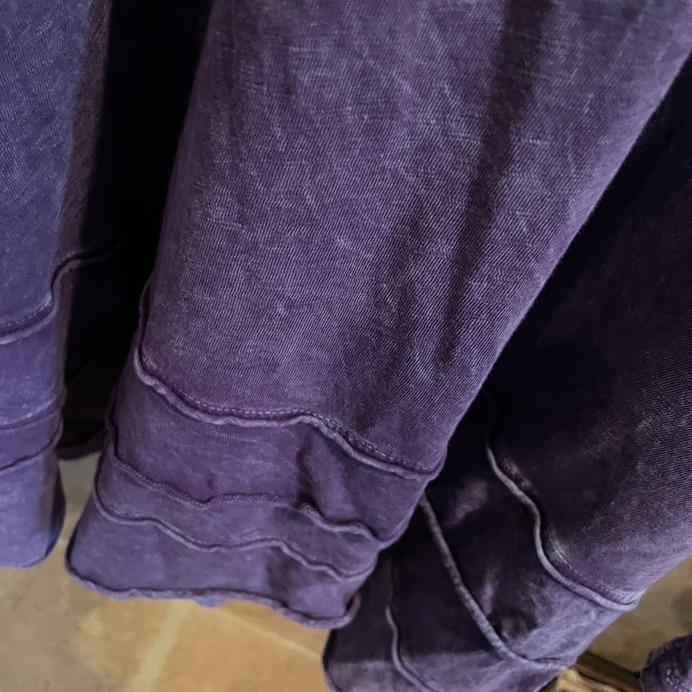 Jess & Jane Purple mineral wash long slv ruffled ๐ฏ % cotton T lagenlook Comfy M - Picture 3 of 8